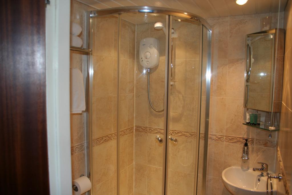 Royal Hotel Girvan Szoba fotó