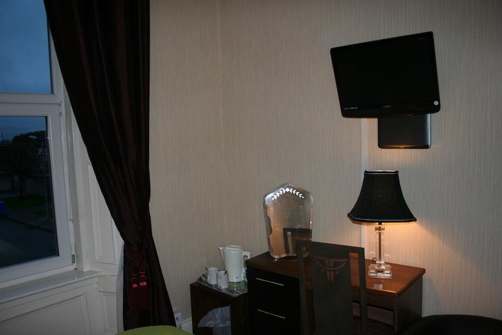 Royal Hotel Girvan Kültér fotó